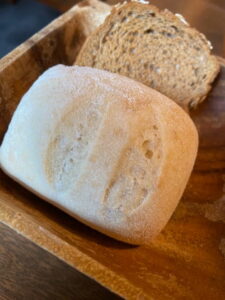 BATON池袋5ランチコース4パン